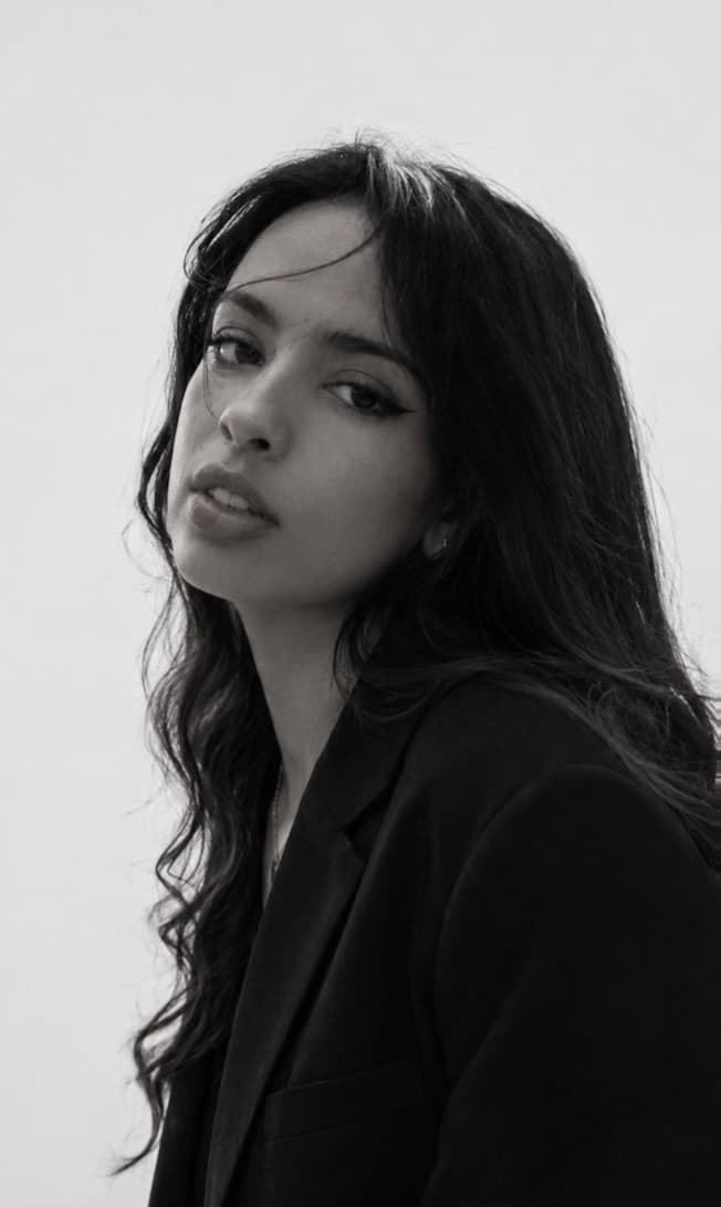 Portrait de Dina